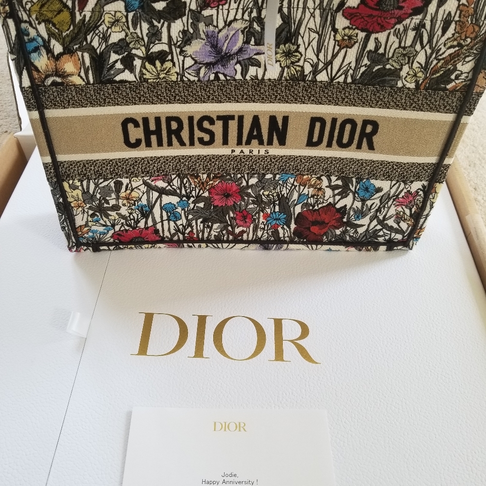 Dior book tote- Do not buy - Picture 3 of 3